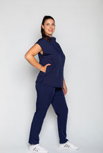 Load image into Gallery viewer, Women’s Donatella scrub top